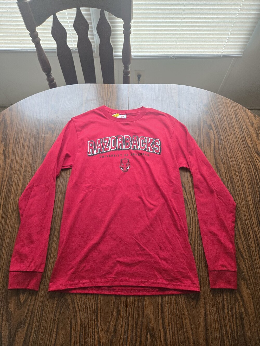 Arkansas Razorbacks Long Sleeve Shirt. NWT